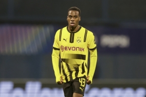 开云APP-天空体育记者：切尔西接近与多特达成协议，签下吉滕斯