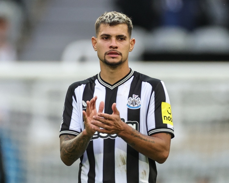 吉马良斯上赛季英超造犯规108次，比其他球员至少多出37次