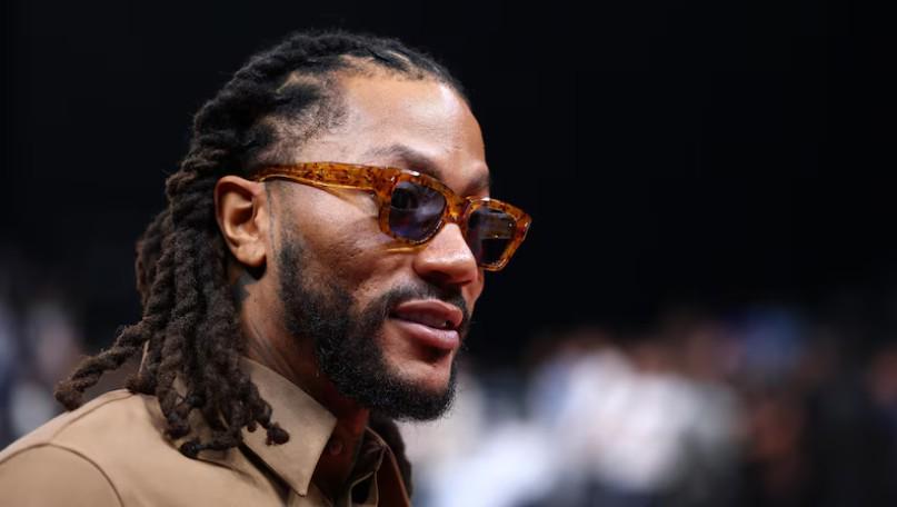 开云-为庆祝罗斯退役公牛球衣，Adidas将复刻Rose 1球鞋，售价130美元