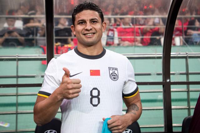 kaiyun-归化国脚艾克森宣布退役 5获中超冠军2夺亚冠